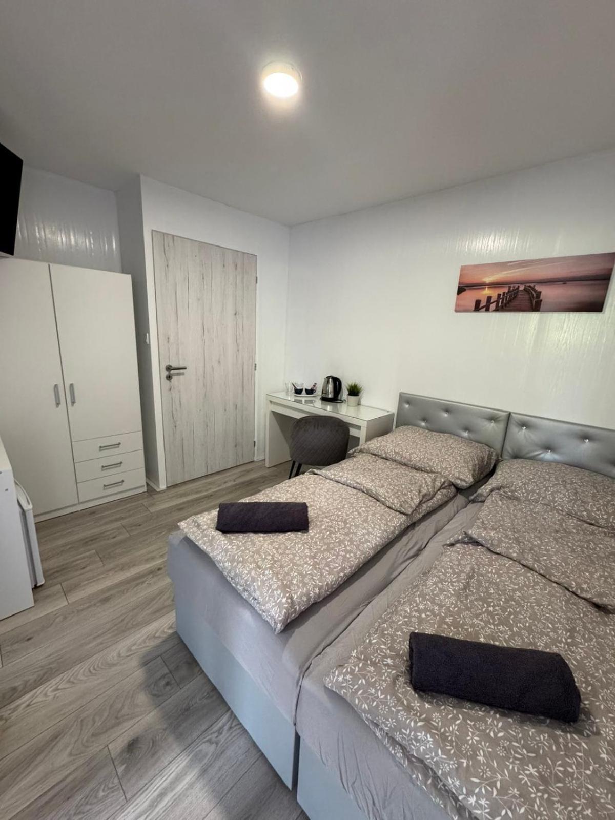 Kinizsi Udvar Apartmanhaz Balatonboglár Εξωτερικό φωτογραφία