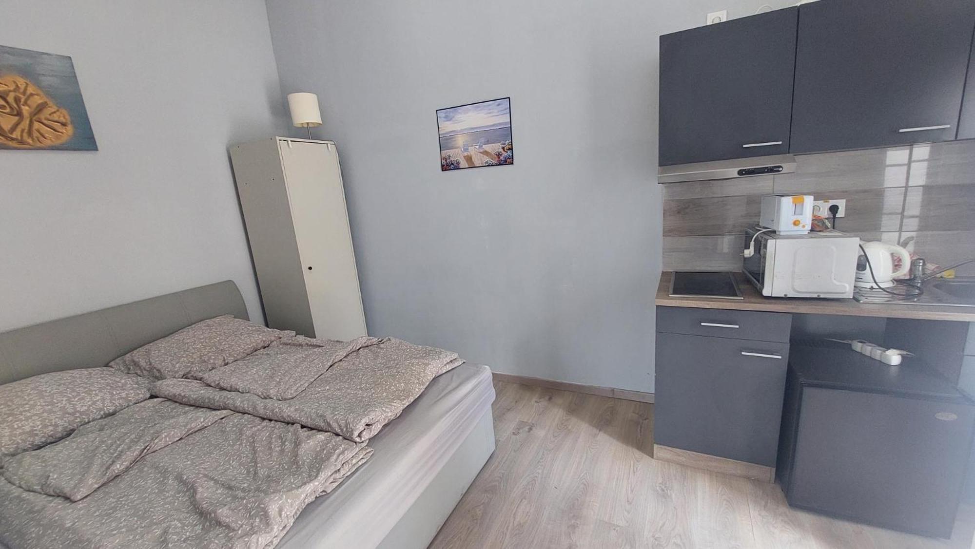 Kinizsi Udvar Apartmanhaz Balatonboglár Εξωτερικό φωτογραφία