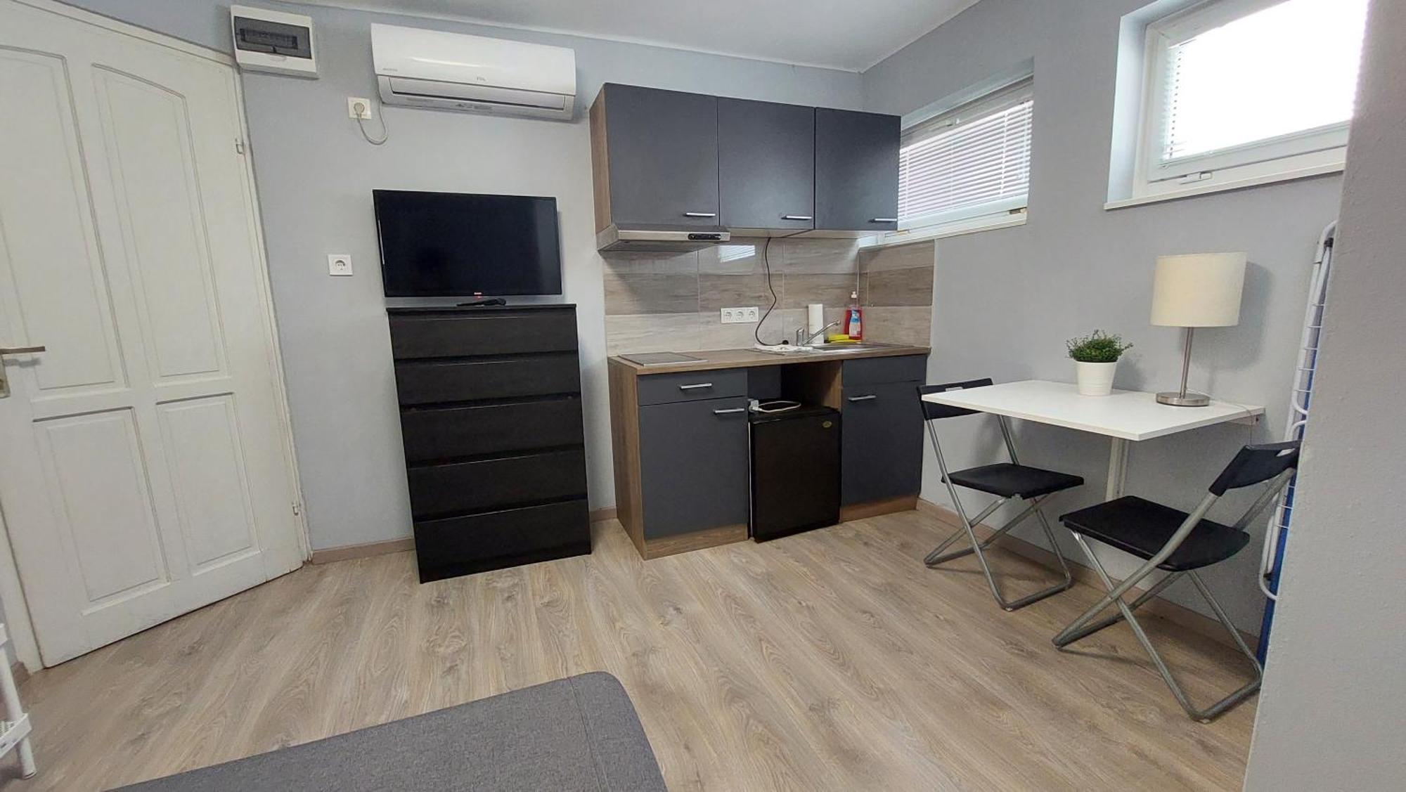 Kinizsi Udvar Apartmanhaz Balatonboglár Εξωτερικό φωτογραφία